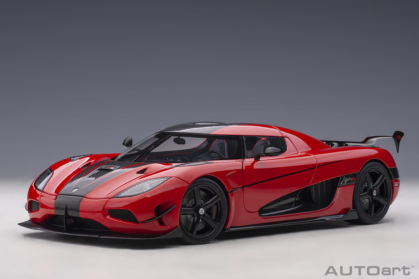 Macheta auto Koenigsegg Agera RS (2015) 1:18 AutoArt