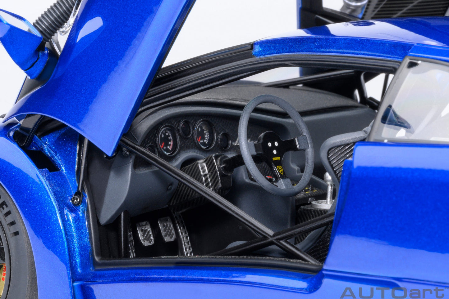 *Pre-order Lamborghini Diablo GTR (Monterey Blue) 1:18 AutoArt model car