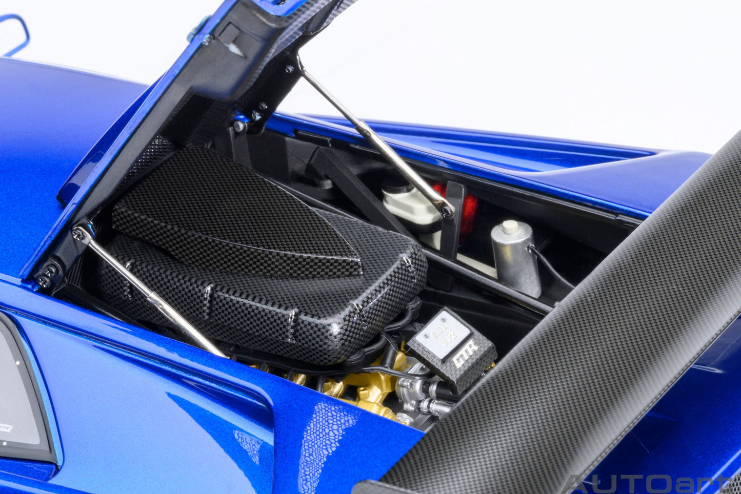 *Pre-order Lamborghini Diablo GTR (Monterey Blue) 1:18 AutoArt model car