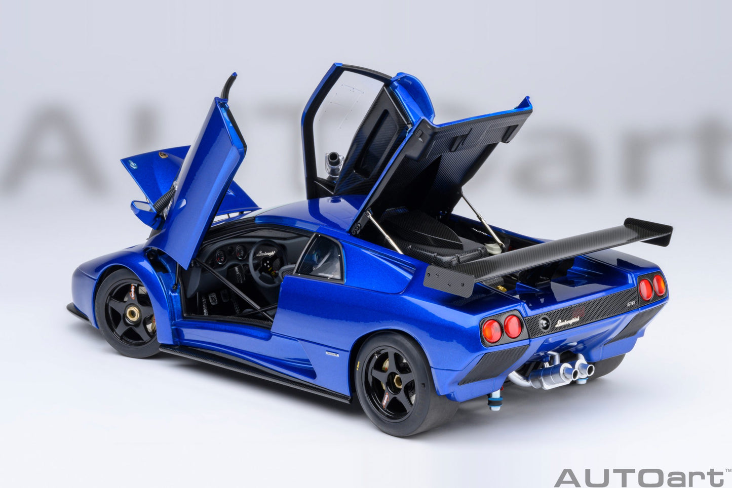 *Pre-order Lamborghini Diablo GTR (Monterey Blue) 1:18 AutoArt model car