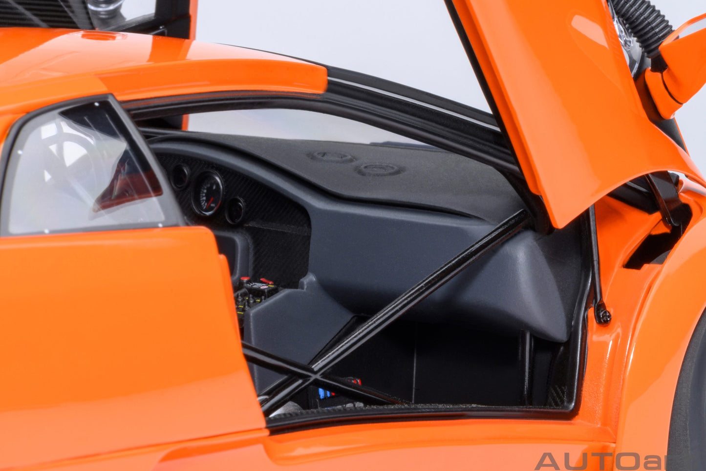 *Pre-order Lamborghini Diablo GTR car model (Arancio Ishtar) 1:18 AutoArt