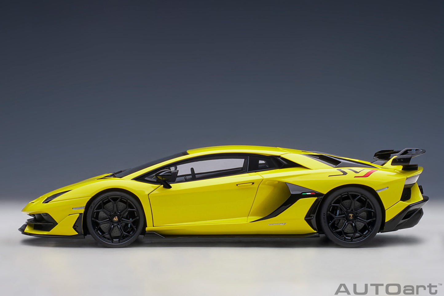 Macheta auto Lamborghini Aventador SVJ (2019) 1:18 AutoArt