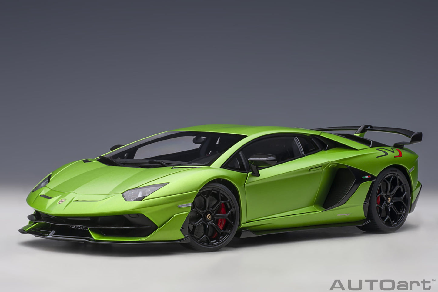 Macheta auto Lamborghini Aventador SVJ (2019) 1:18 AutoArt