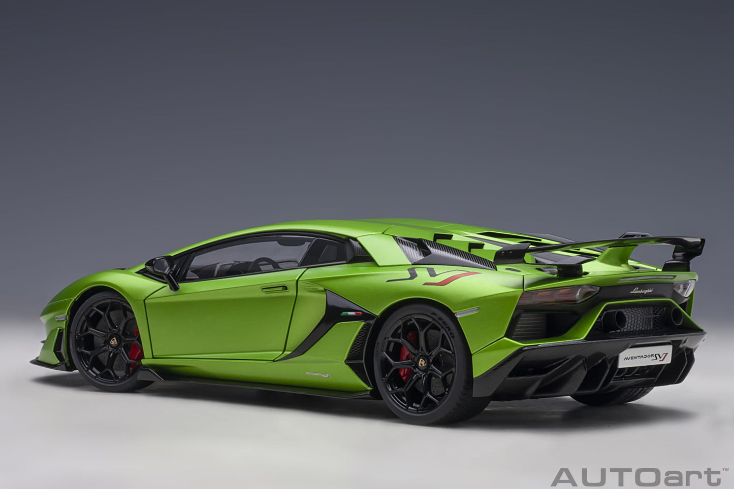 Macheta auto Lamborghini Aventador SVJ (2019) 1:18 AutoArt