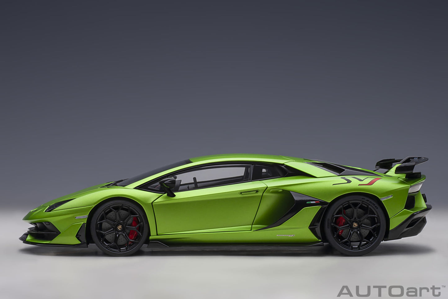 Macheta auto Lamborghini Aventador SVJ (2019) 1:18 AutoArt