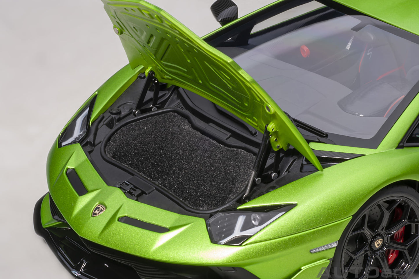 Macheta auto Lamborghini Aventador SVJ (2019) 1:18 AutoArt