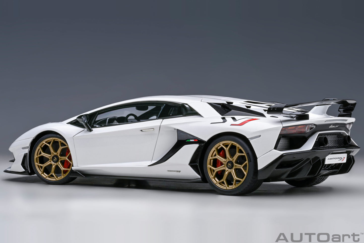 Macheta auto Lamborghini Aventador SVJ (2019) 1:18 AutoArt