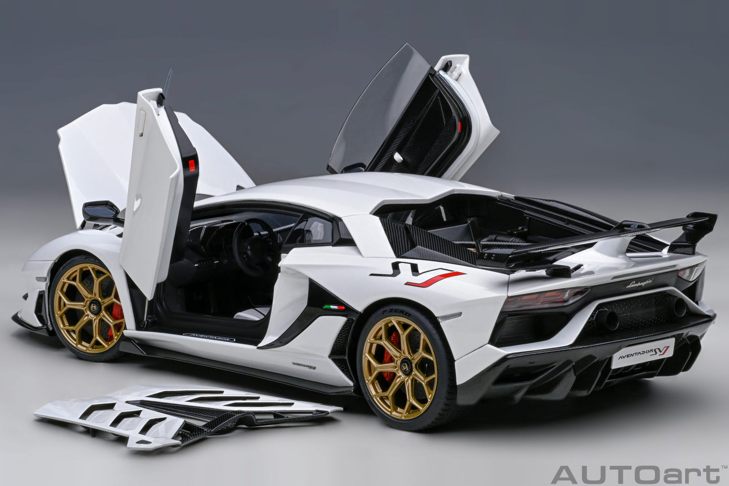 Macheta auto Lamborghini Aventador SVJ (2019) 1:18 AutoArt