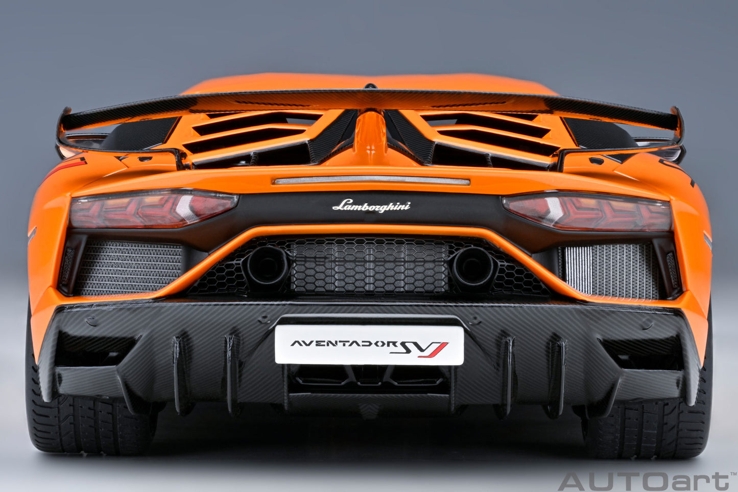 Macheta auto Lamborghini Aventador SVJ (2019) 1:18 AutoArt