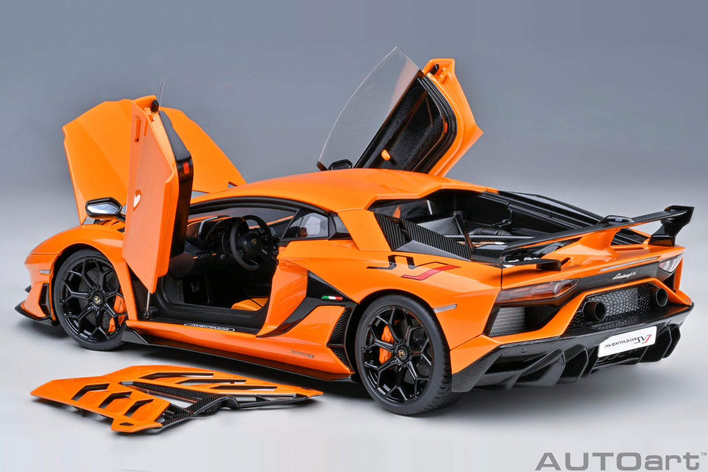 Macheta auto Lamborghini Aventador SVJ (2019) 1:18 AutoArt