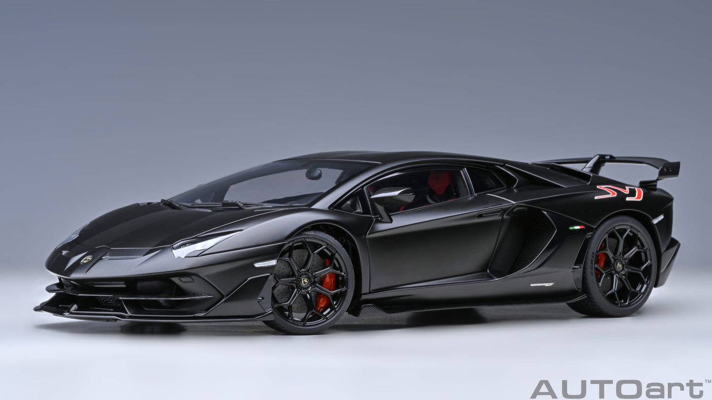 Macheta auto Lamborghini Aventador SVJ (2019) 1:18 AutoArt