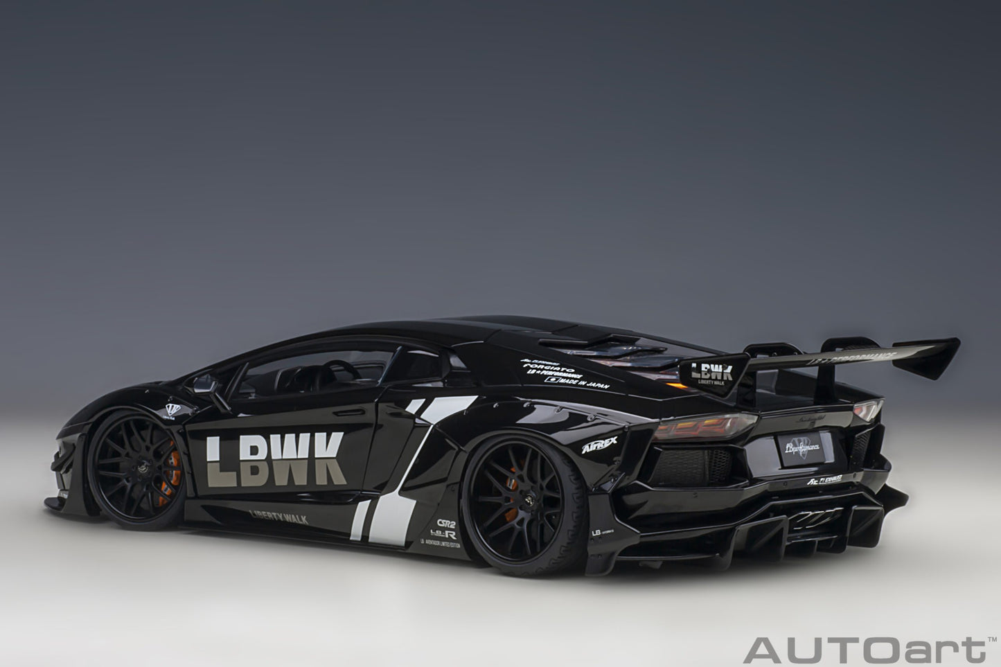 Macheta auto Liberty Walk LB-Works Lamborghini Aventador Limited Edition 1:18 AutoArt