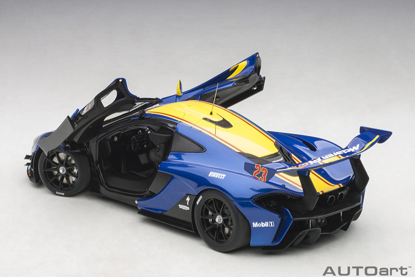 Macheta auto McLaren P1 GTR  (2013) 1:18 AutoArt