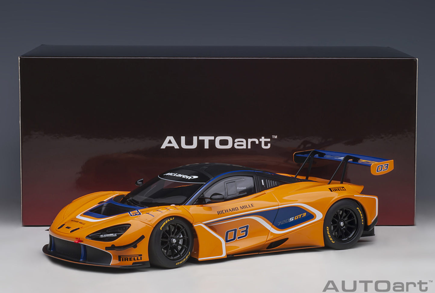 Macheta auto McLaren 720S GT3 Presentation Car #03 1:18 AutoArt