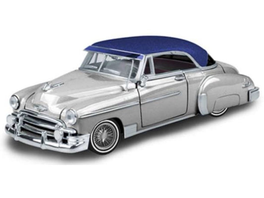 Macheta auto Chevrolet  Bel Air  (1950) 1:24 MotorMax