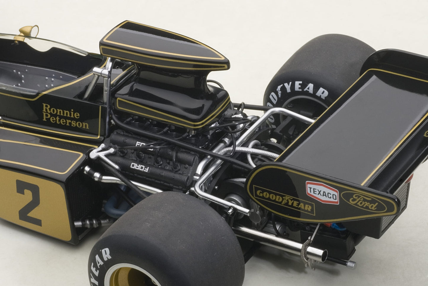 Macheta autoLotus 72E F1 1973 #2 R.Peterson 1:18 AutoArt