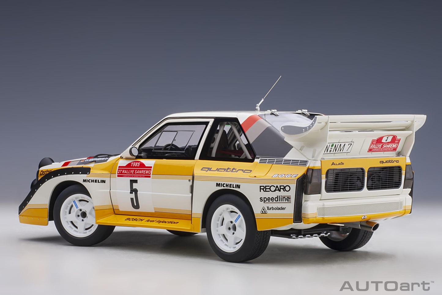 Macheta auto Audi Sport Quattro S1 Rally San Remo 1985 #5 W. Röhrl/C. Geistdörfer 1:18 AutoArt