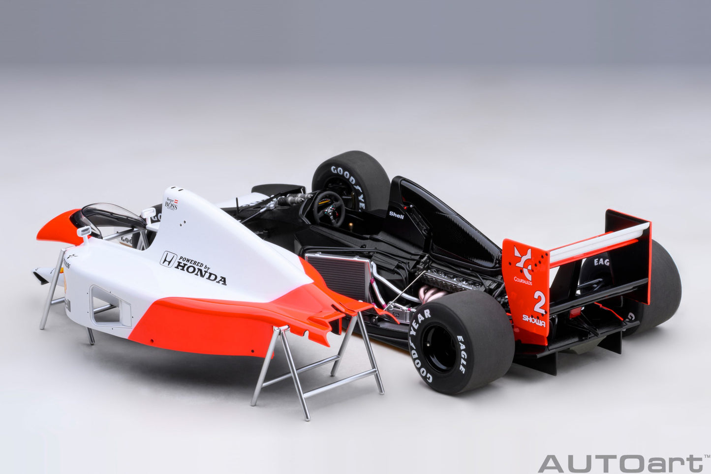 Macheta auto McLaren Honda MP4/6 F1 1991 #2 (without McLaren logo) 1:18 AutoArt