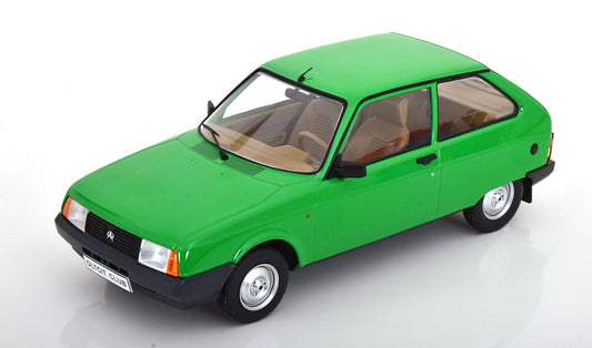 Macheta auto Oltcit Club 11 RL 1992 1:18 Triple9