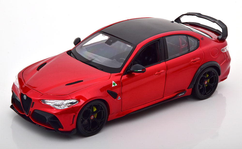 Macheta auto Alfa Romeo Giulia GTAm (2020) 1:18 Bburago