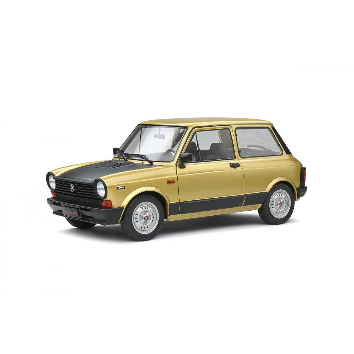 Macheta auto Autobianchi A112 Mk.5 Abarth (1980) 1:18 Solido