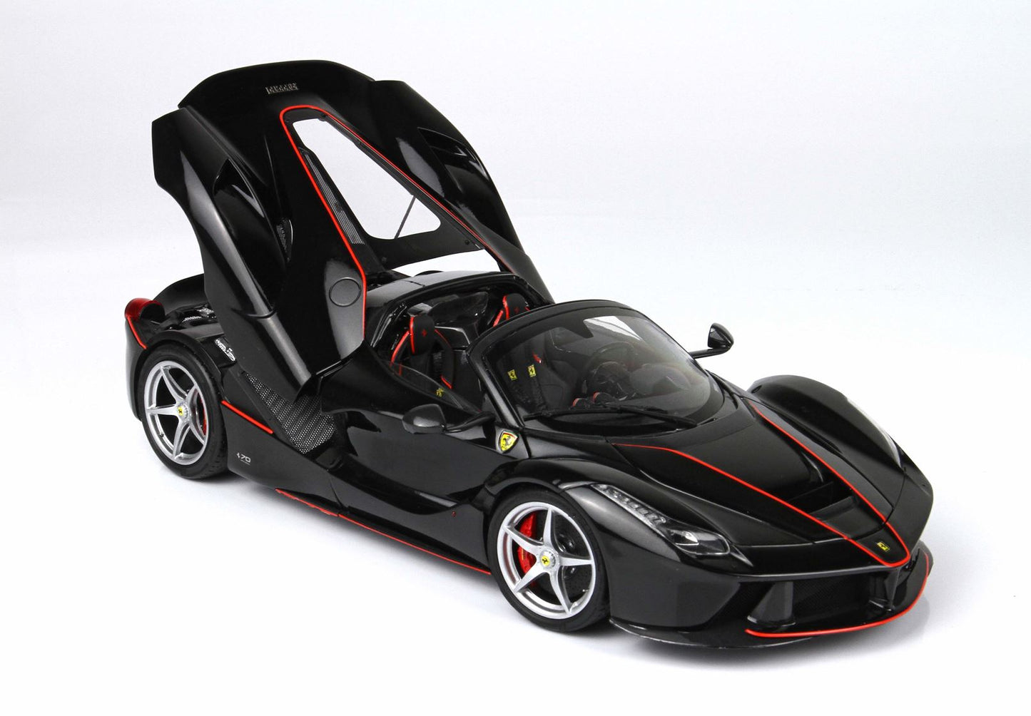 Macheta auto Ferrari La Ferrari Aperta (2016) 1:18 BBR