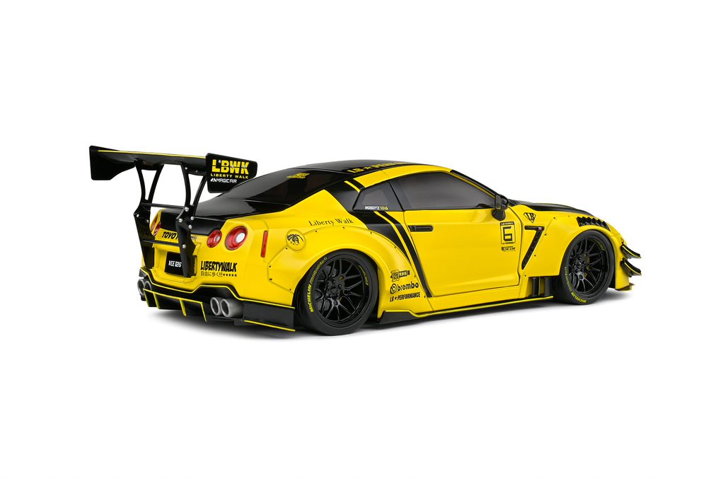 Macheta auto Nissan GT-R (R35) W/ Liberty Walk Body Kit 2.0  (2020) 1:18 Solido