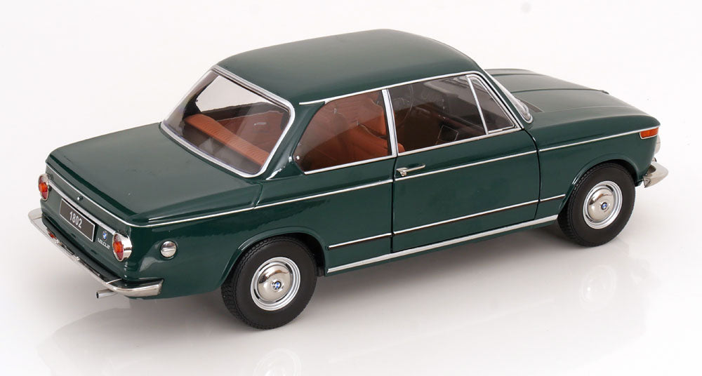 Macheta auto BMW 1802 1.Serie 1967 1:12 KK-Scale