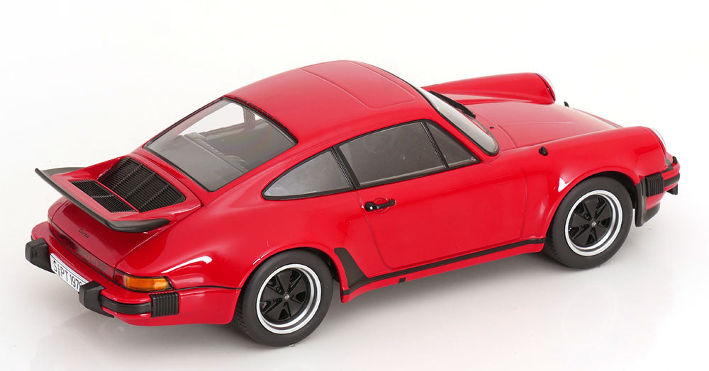 Macheta auto Porsche 911 (930) Turbo 3.0 1976 1:18 KK-Scale