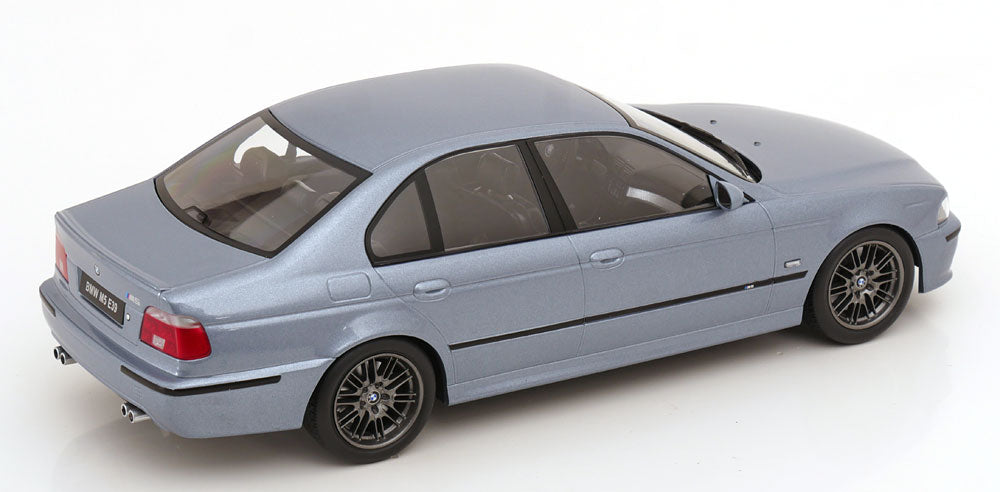*Precomanda Macheta auto BMW M5 E39 1998 1:18 KK-Scale