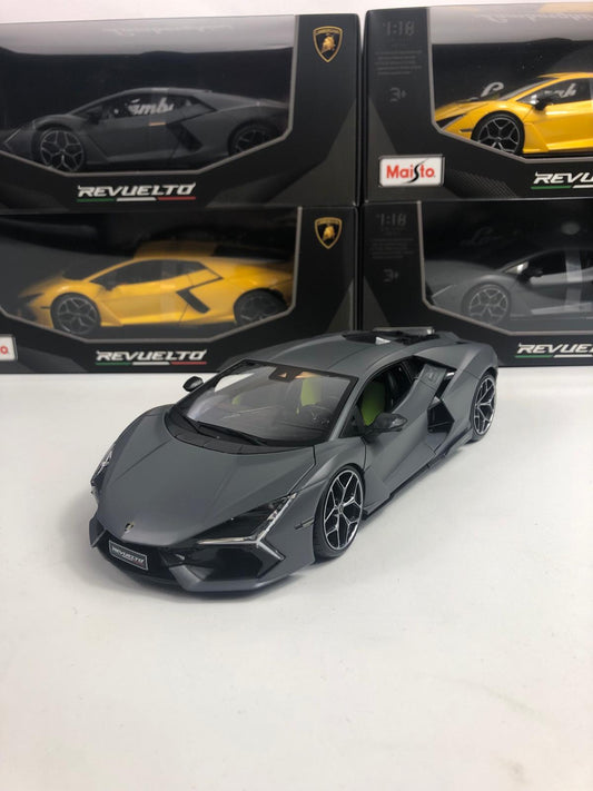 Macheta auto Lamborghini Revuelto (2023) 1:18 Maisto