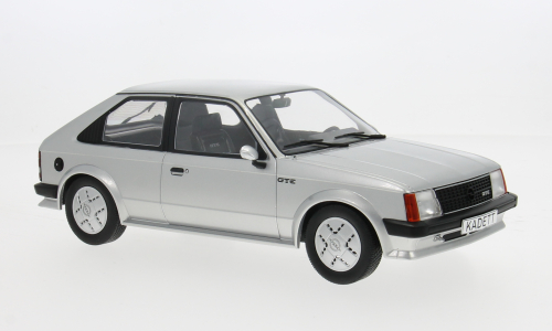 Opel Kadett D GTE 1983 model car 1:18 MCG