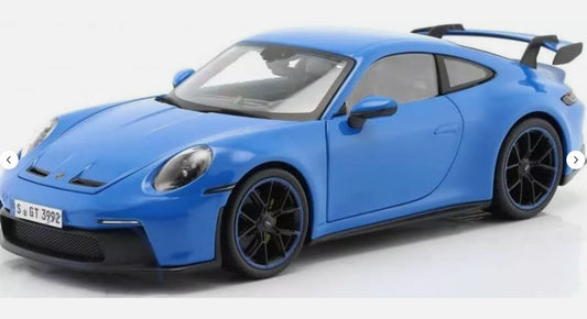 Macheta auto Porsche 911 (992) GT3 (2022) 1:18 Maisto