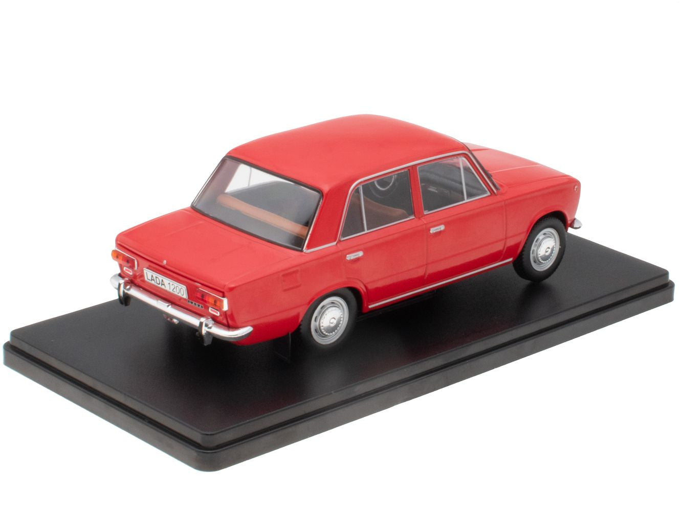 Macheta auto LADA 1200 (1970) 1:24 Hachette