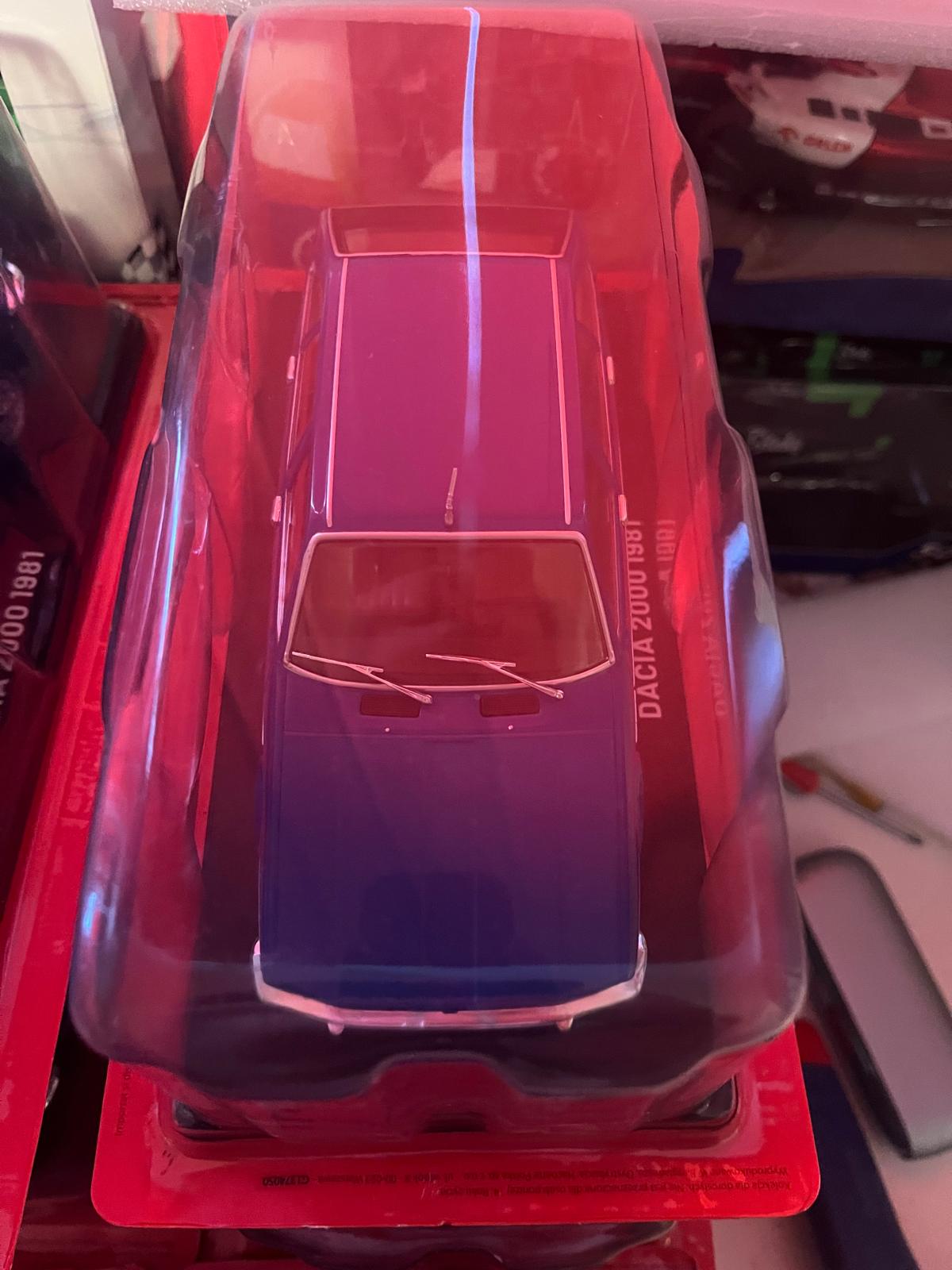 Car model Dacia 1300 (1970) 1:24 Hachette