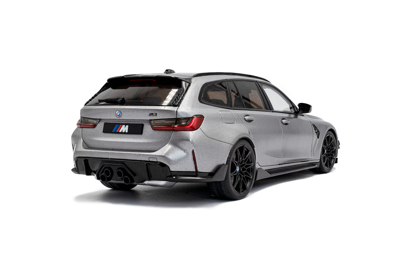 Model car BMW M3 Touring with Performance Parts – Frozen Pure Gray Metallic – 2024 1:18 Solido