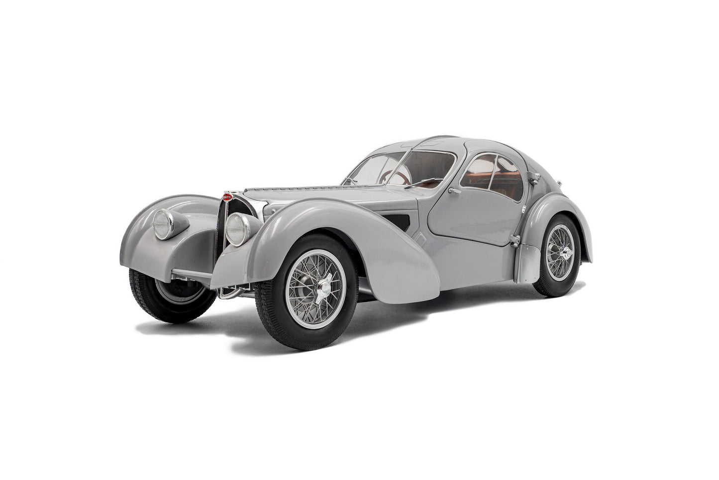 Bugatti Atlantic Type 57 SC – MATTE SILVER – 1937 1:18 Solido model car