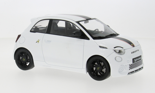 Fiat 500e Abarth 2024 model car 1:18 MCG