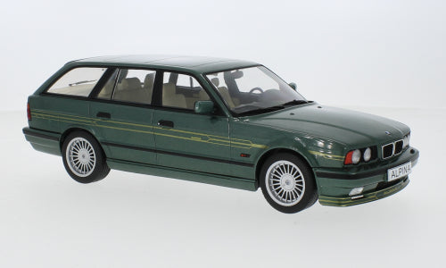 Macheta auto BMW Alpina B10 4.6 Touring (E34) (1991) 1:18 MCG