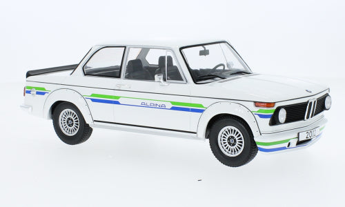 Macheta auto BMW 2002 Alpina  (1973) 1:18 MCG