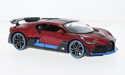 Macheta auto Bugatti Divo (2018) 1:24 Maisto