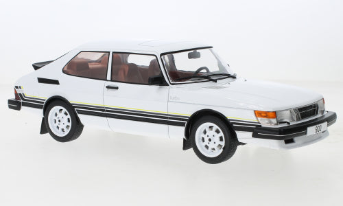 Macheta auto Saab 900 Turbo (1981) 1:18 MCG