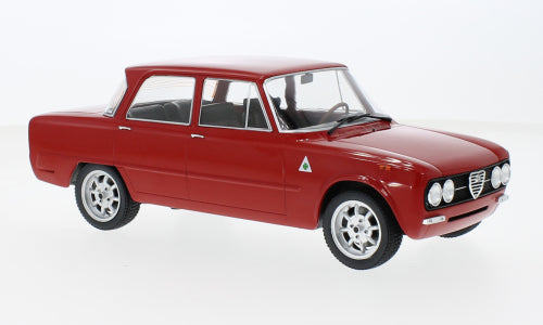 Macheta auto Alfa Romeo Giulia Nuova super (1974) 1:18 MCG