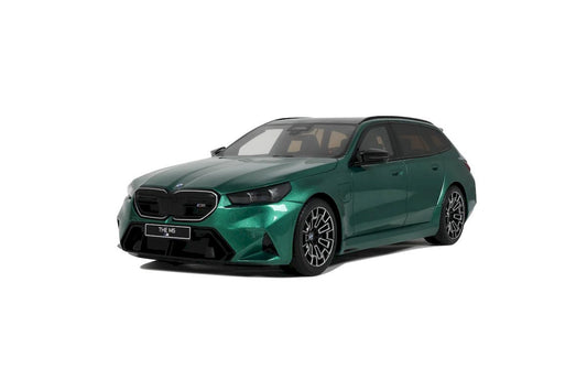 Model car BMW M5 Touring (G99), Isle of Man Green, 2024 1:18 GT Spirit