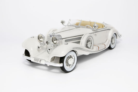 Macheta auto Mercedes Benz 500 K Typ Special Roadster (1936) 1:18 Maisto