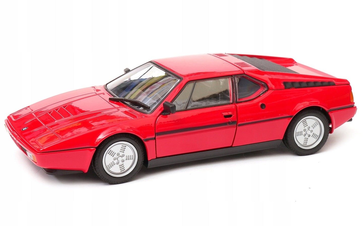 Macheta auto BMW M1 (1987) 1:24 Welly