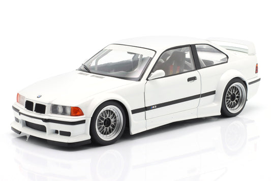 Macheta auto BMW M3 (E36) GTR Plain Body Version, White, 1993 1:18 WERK83