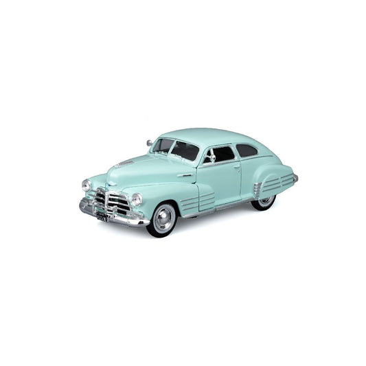Model car Chevrolet Chevy Fleetline Aerosedan 1948 1:24 Maisto
