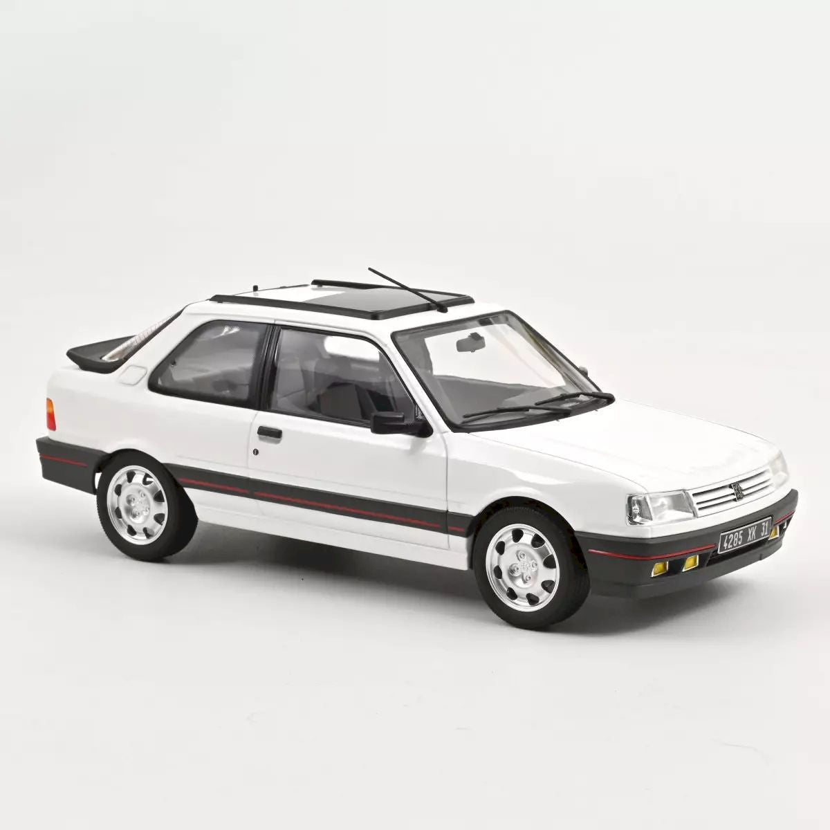 Macheta auto Peugeot 309 GTi 1987 1:18 Norev