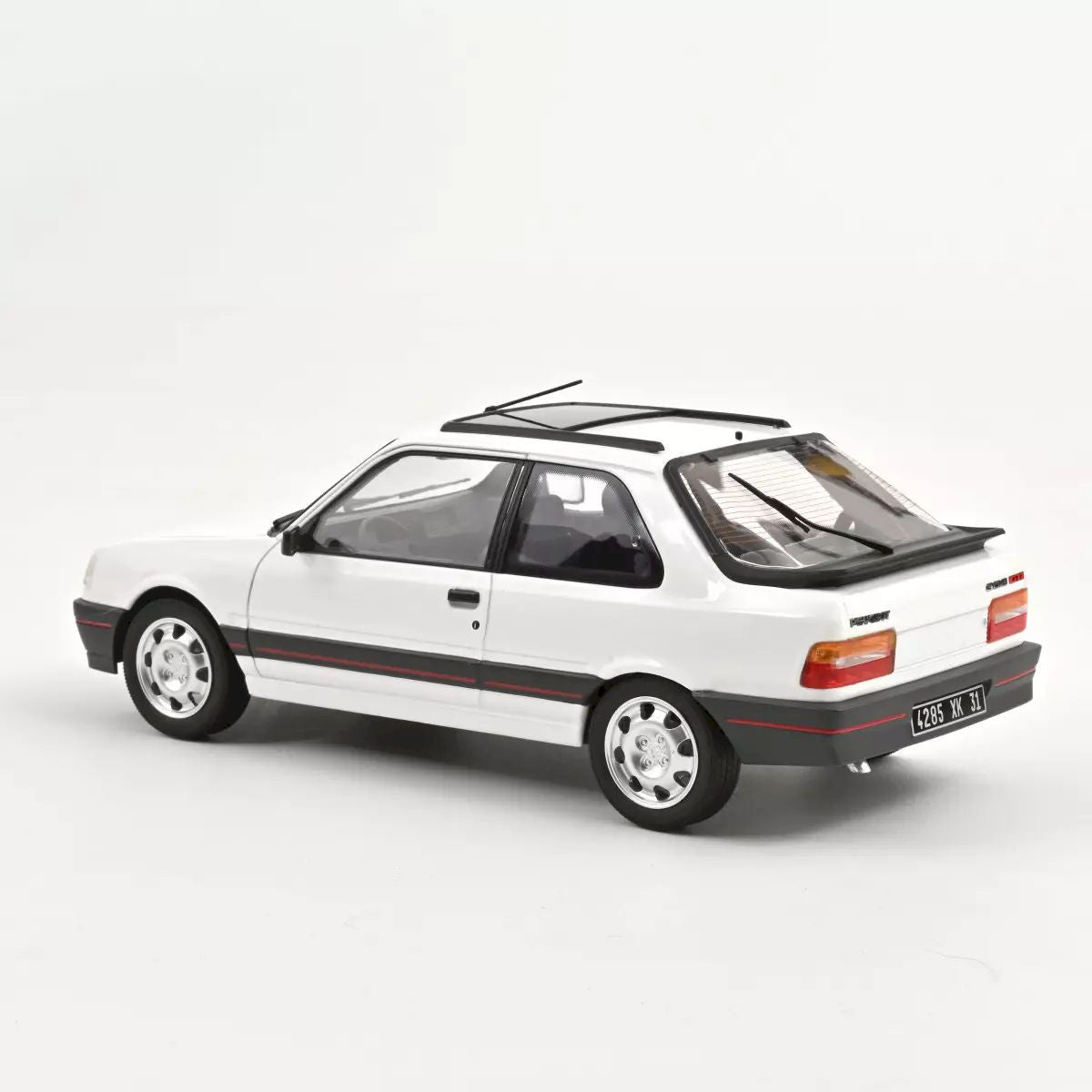 Macheta auto Peugeot 309 GTi 1987 1:18 Norev